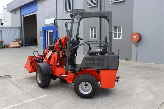 Мини челни товарачи Kubota EVERUN ER-406 - изображение 2