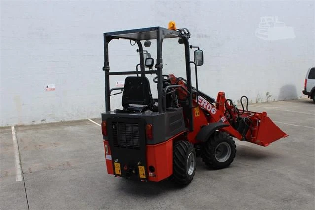 Мини челни товарачи Kubota EVERUN ER-406 - изображение 7