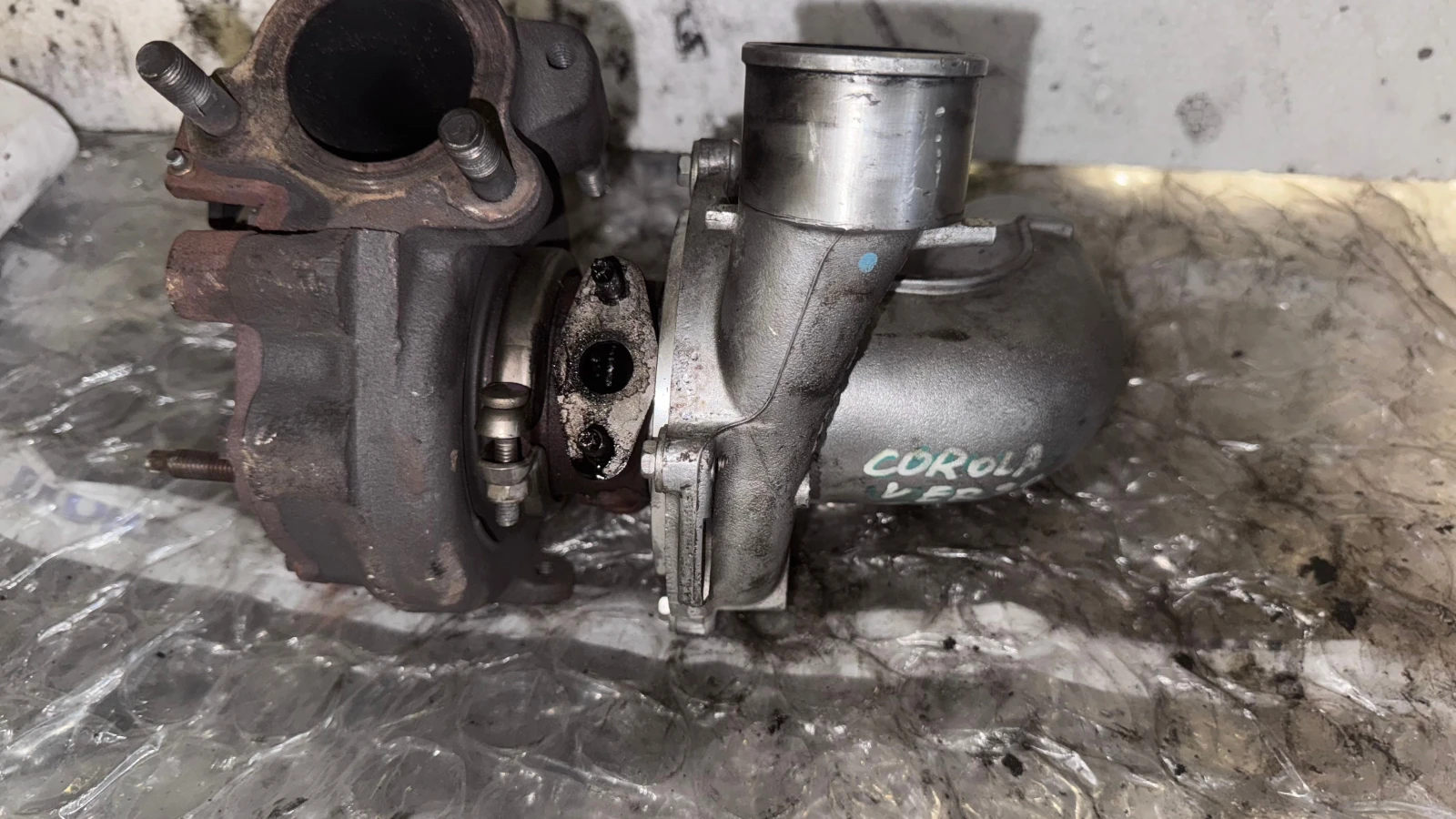 ����� ��������� �� Toyota Corolla Verso - 060824 / 17201-0R010 | Mobile.bg � ����������� 1