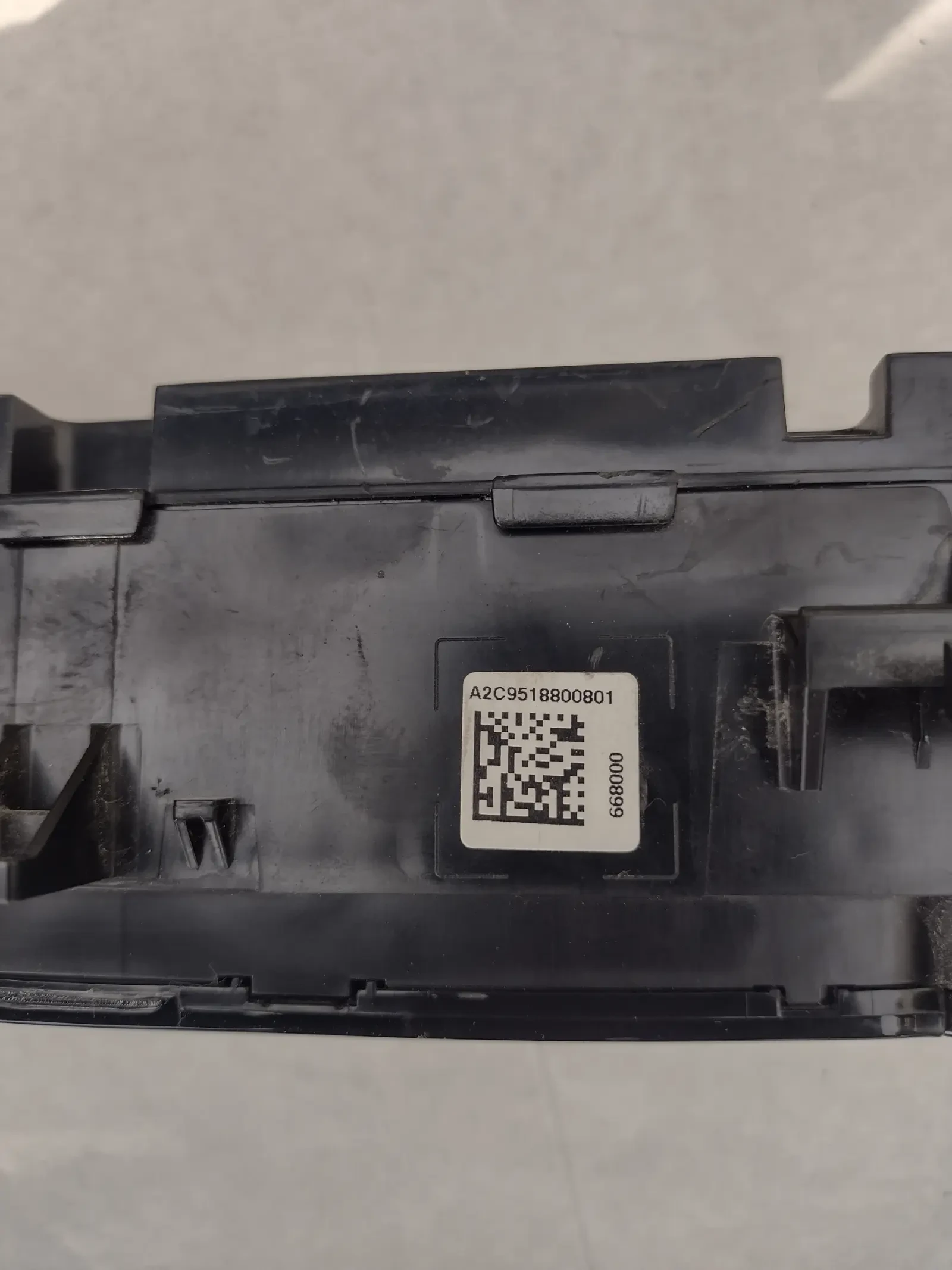 9790880500    TOYOTA C-HR 1.8 Hybrid A2C9518800801  55900F4011 | Mobile.bg   4