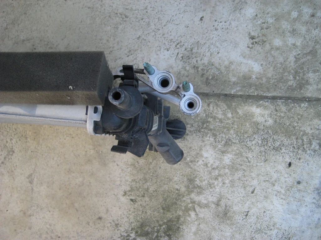 форд фокус 2004-08 воден и климатичен радиатор, снимка 3 - Части - 54172956