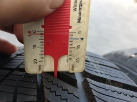 Гуми Зимни 225/60R18, снимка 3