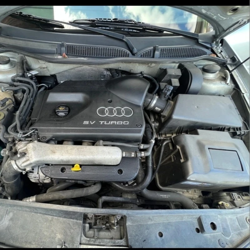 Audi A3 1.8 T, снимка 17 - Автомобили и джипове - 46393355