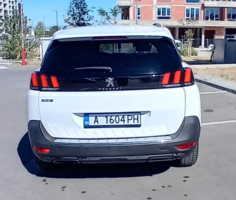 Peugeot 5008 Pure Tech 1.6 180 к.с GT ниво на оборудване, снимка 3 - Автомобили и джипове - 48032134