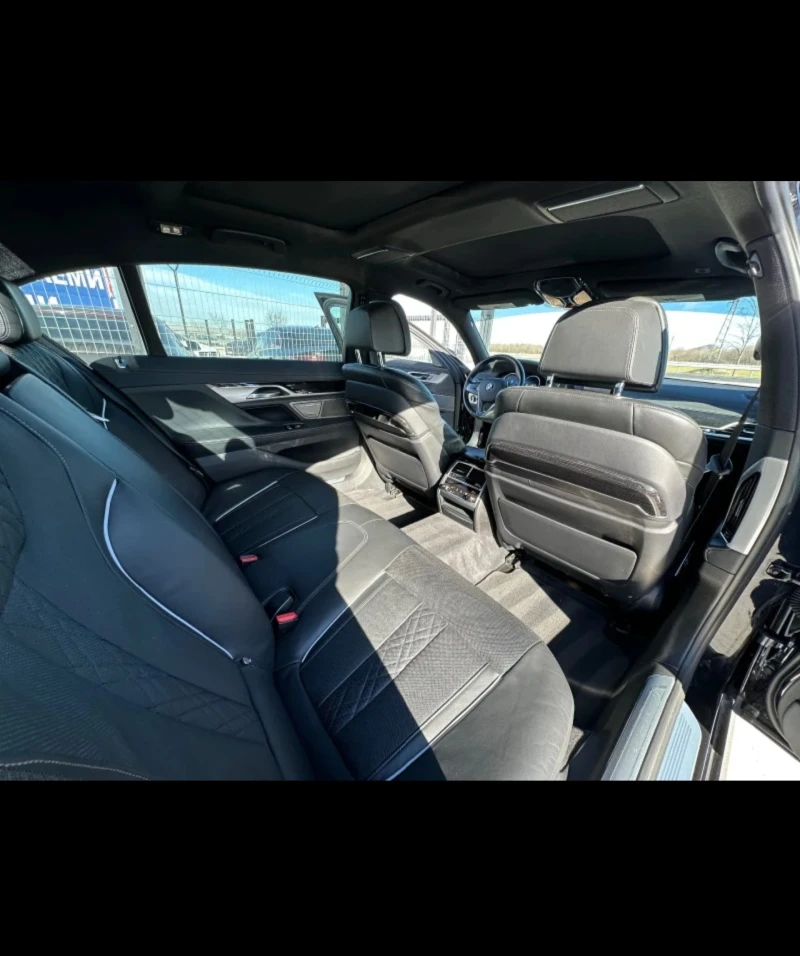 BMW 750 XDRIVE  M SPORT , снимка 12 - Автомобили и джипове - 48154137