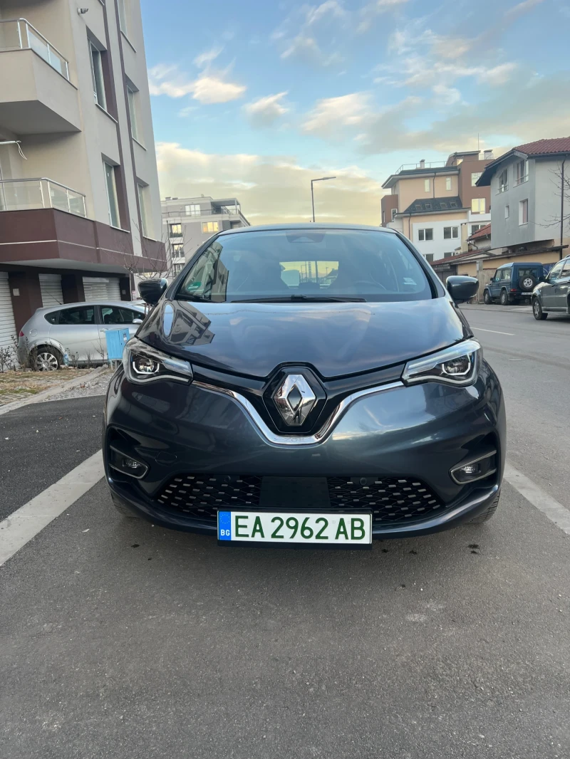 Renault Zoe, снимка 3 - Автомобили и джипове - 48382290