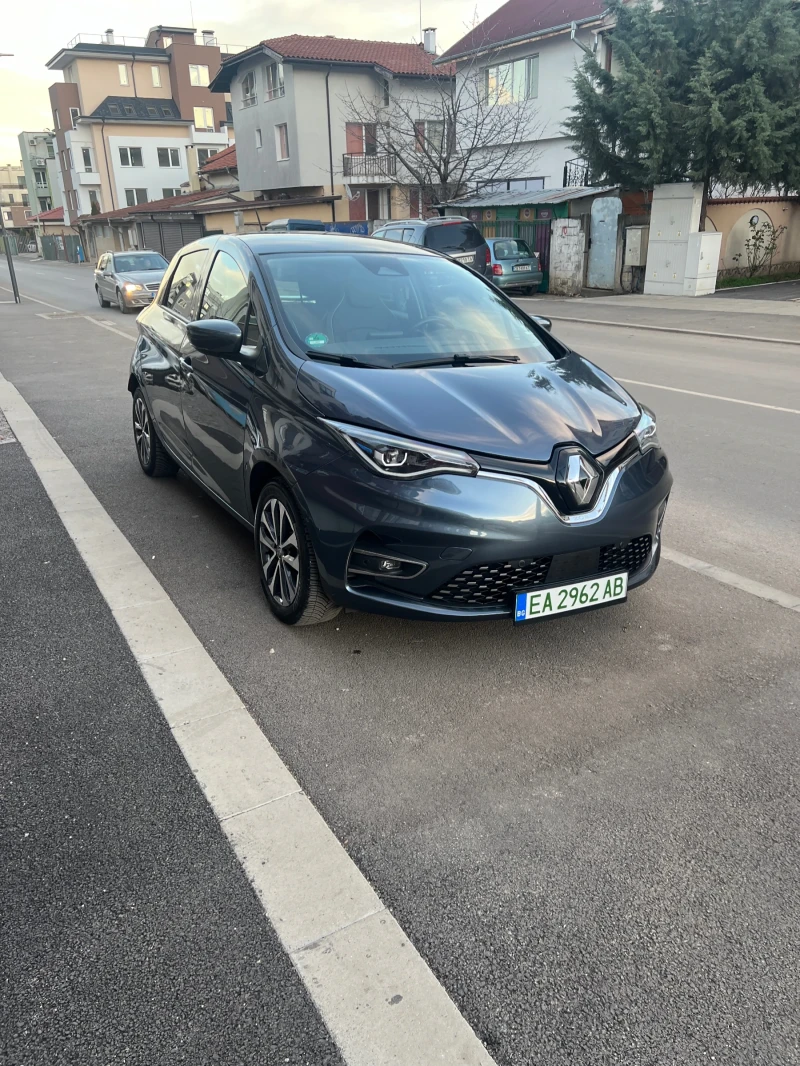 Renault Zoe, снимка 2 - Автомобили и джипове - 48382290