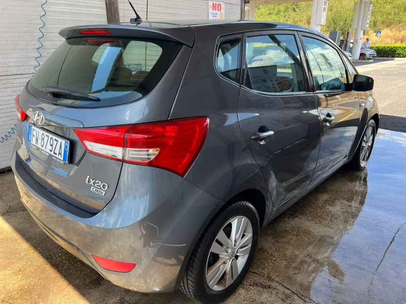 Hyundai Ix20 1.4crdi 90kc, снимка 4 - Автомобили и джипове - 51182083