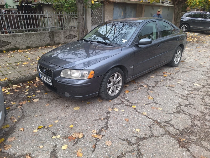 Volvo S60 2.5 D5, снимка 3 - Автомобили и джипове - 52498321