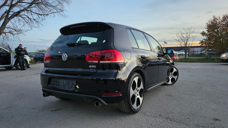 VW Golf 2.0GTI/210HP/УНИКАТ, снимка 4 - Автомобили и джипове - 52682913