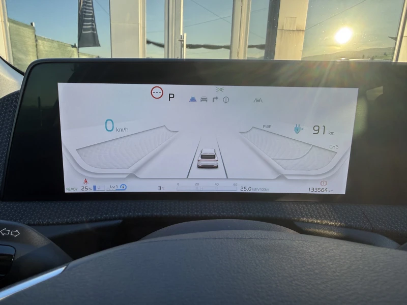 Kia EV6 77.4KWh RWD/MERIDIAN/CAM/DISTRONIC/SOH100%/FULL, снимка 10 - Автомобили и джипове - 53165852