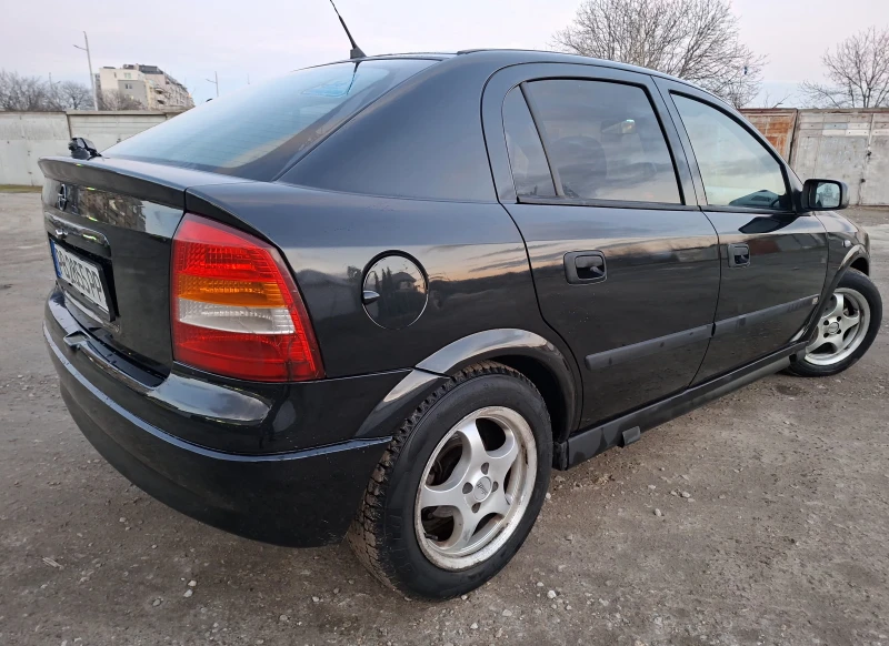 Opel Astra 1.6, снимка 6 - Автомобили и джипове - 53167769