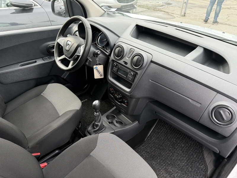 Dacia Dokker 1.5 DCI, снимка 8 - Автомобили и джипове - 53597502