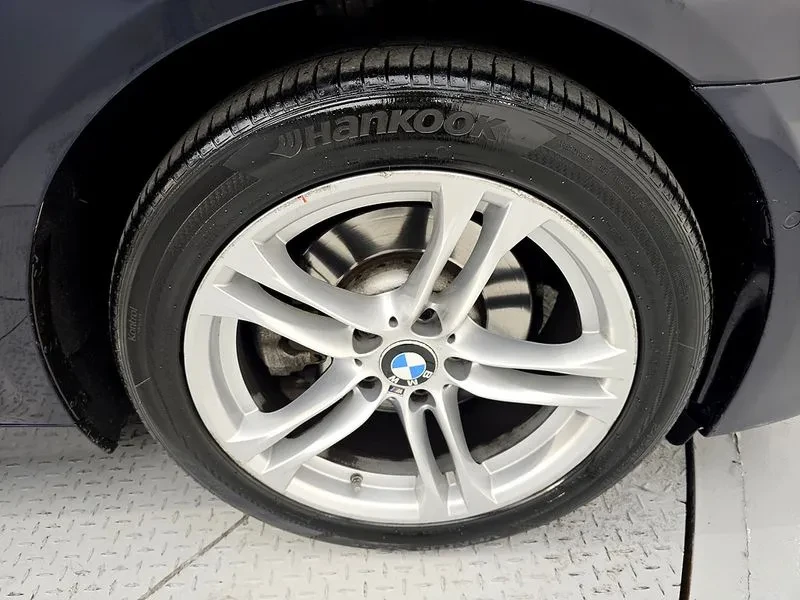 BMW 528 i xDrive M-Aerodynamics, снимка 12 - Автомобили и джипове - 53034128