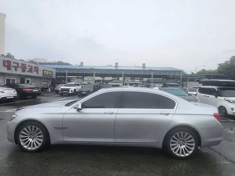 BMW 740 LI, снимка 8 - Автомобили и джипове - 55205179
