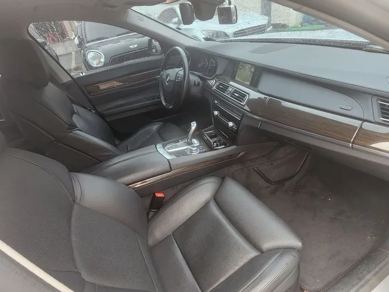 BMW 740 LI, снимка 10 - Автомобили и джипове - 55205179