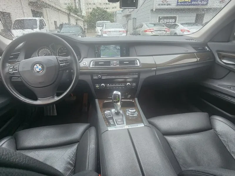 BMW 740 LI, снимка 12 - Автомобили и джипове - 55205179