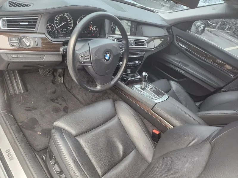 BMW 740 LI, снимка 11 - Автомобили и джипове - 55205179