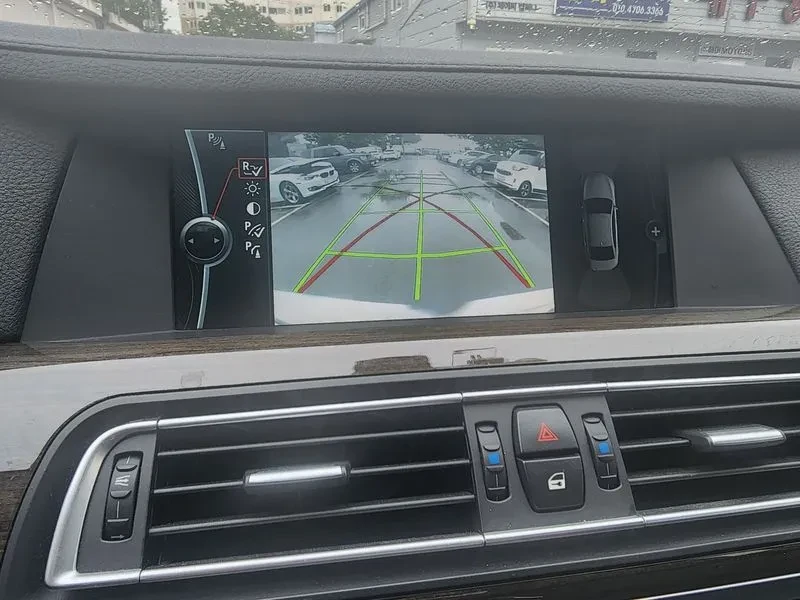 BMW 740 LI, снимка 13 - Автомобили и джипове - 55205179