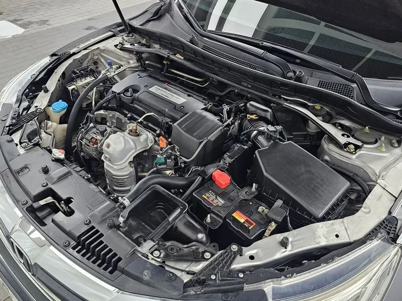 Honda Accord 2.4 9Th Generation, снимка 11 - Автомобили и джипове - 55841418