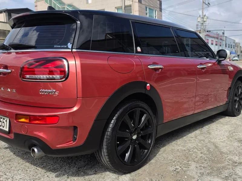 Mini Clubman S Multitone Edition, снимка 2 - Автомобили и джипове - 55935852