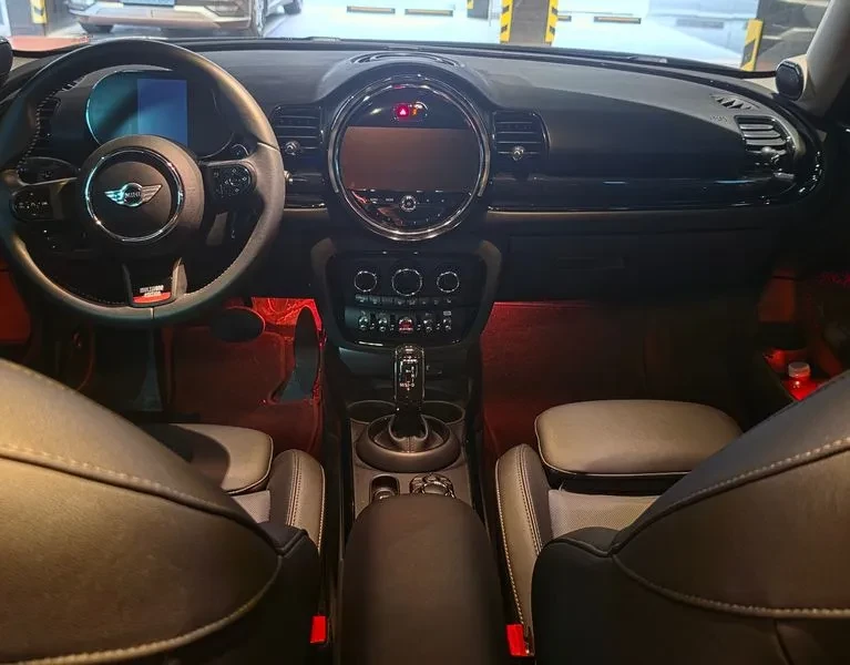 Mini Clubman S Multitone Edition, снимка 7 - Автомобили и джипове - 55935852