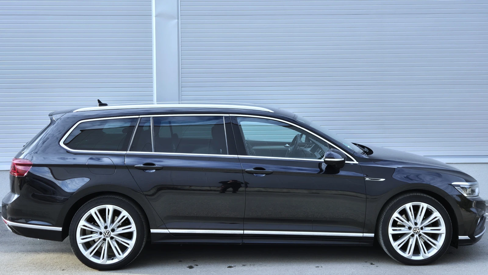 VW Passat R-line 4motion IQ Matrix Massage - изображение 7