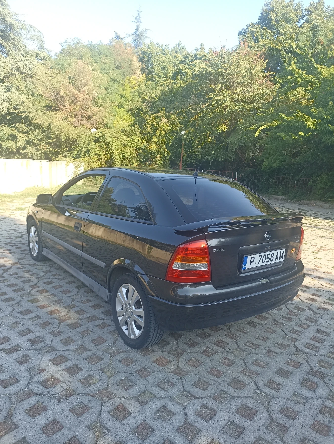 Opel Astra 2.0 бензин - изображение 3