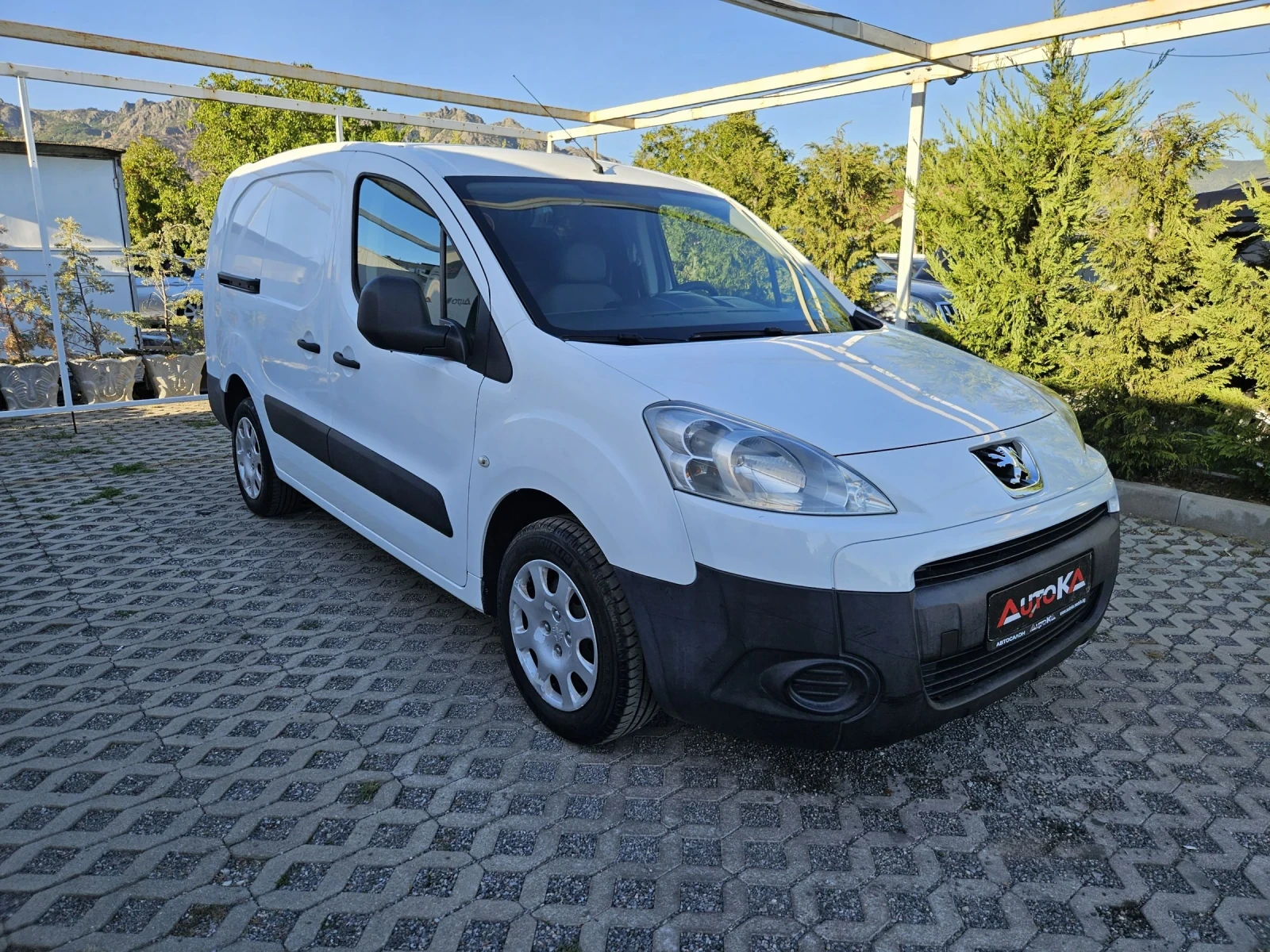 Peugeot Partner 1.6HDI-90kc= MAXI= КЛИМАТИК= ТЕГЛИЧ= ОБСЛУЖЕН - изображение 2