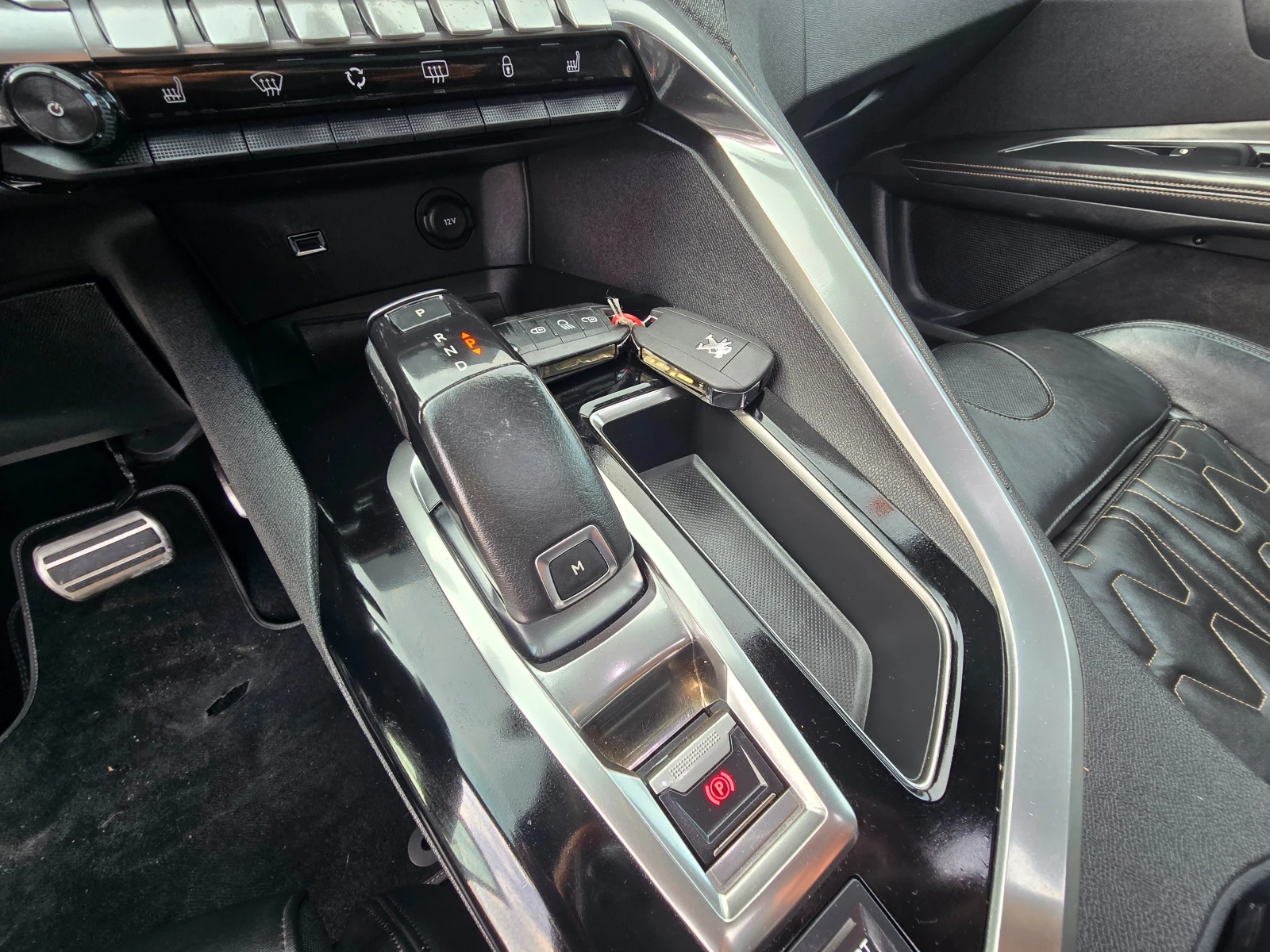 Peugeot 5008 GT LINE * 1.6THP * ПАНОРАМА * Подгрев седалки + ма - изображение 9