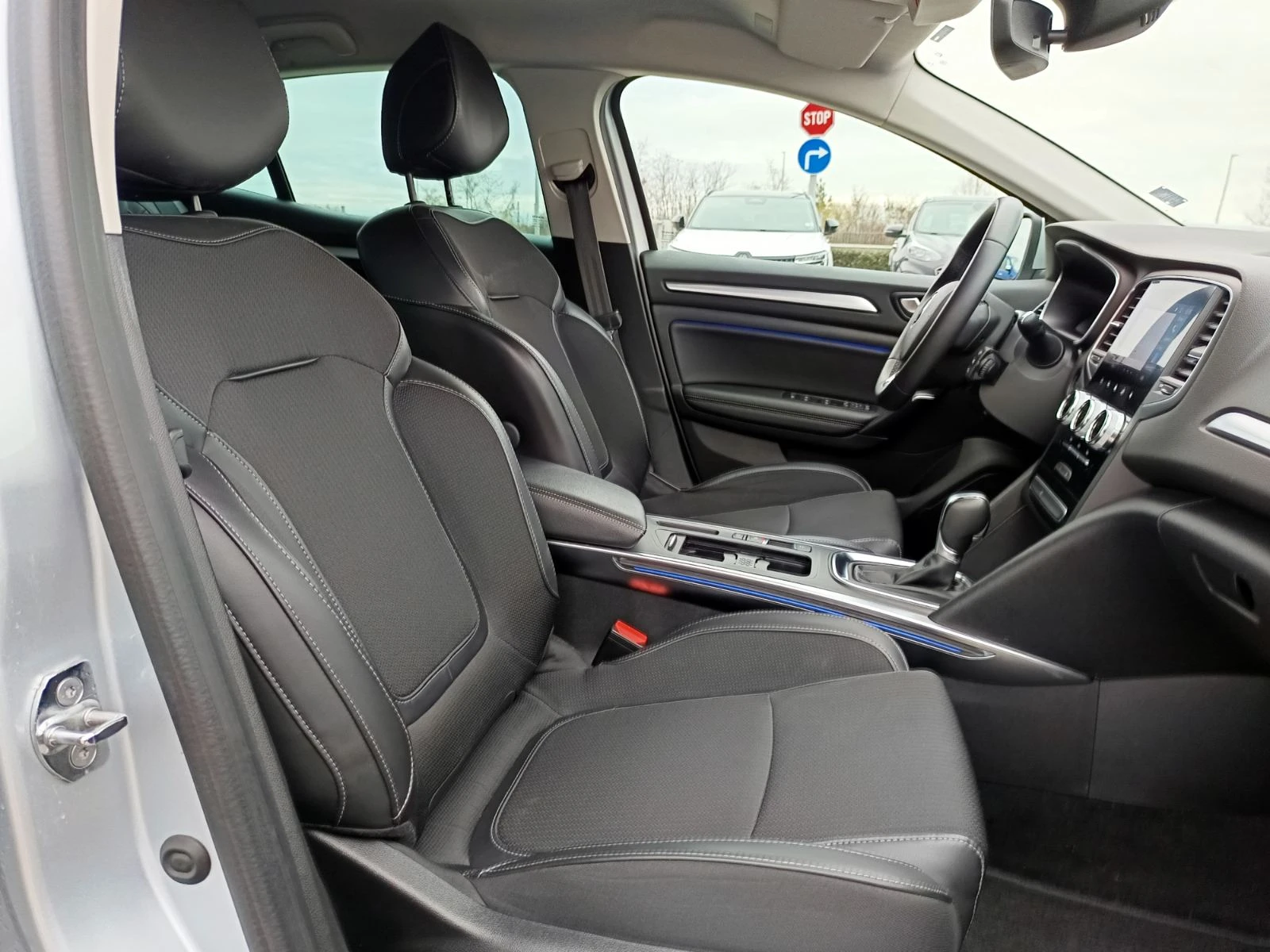 Renault Megane 1.5Blue dCi 115  Stop&Start EDC7  | Mobile.bg   15