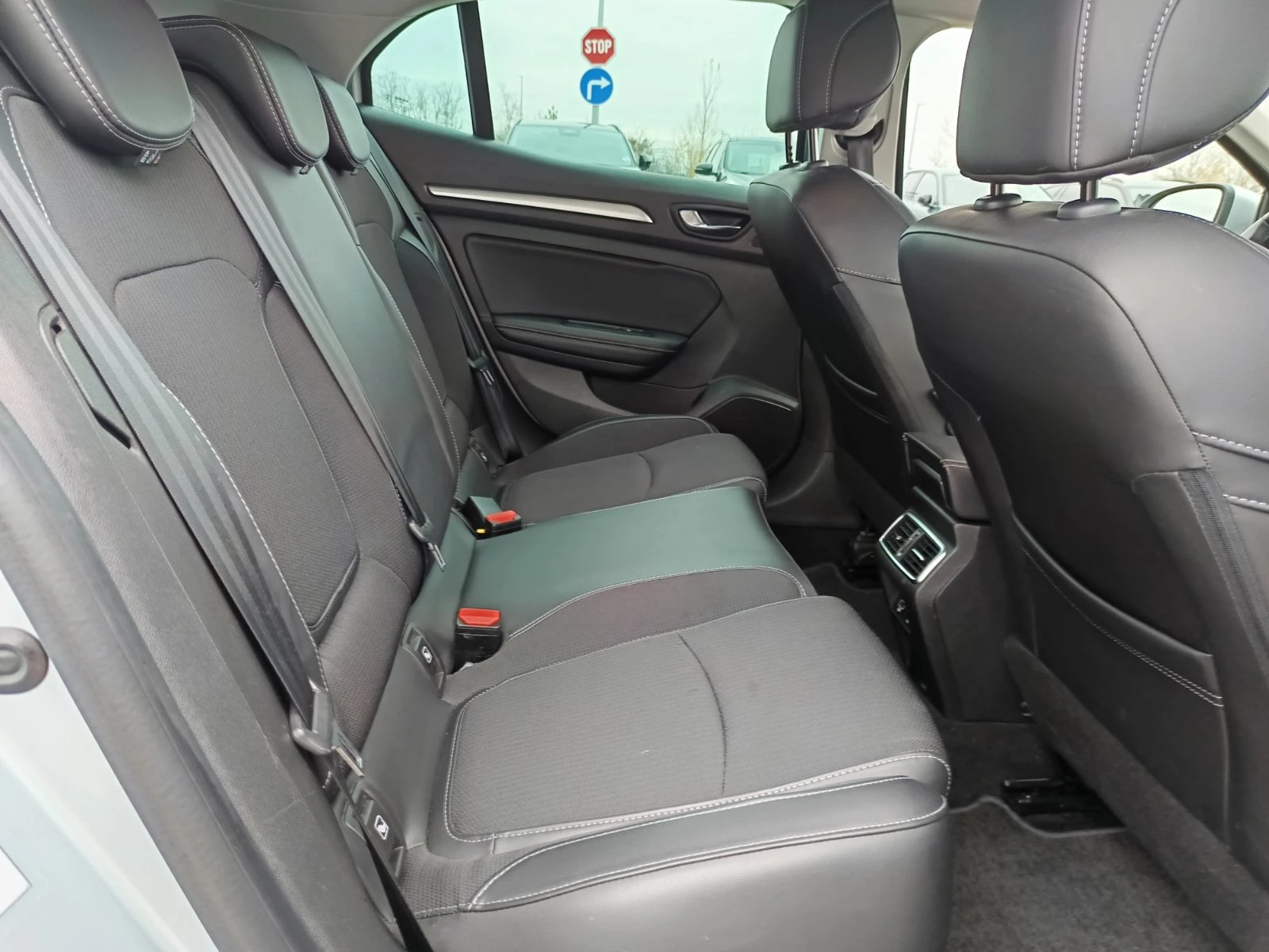 Renault Megane 1.5Blue dCi 115  Stop&Start EDC7  | Mobile.bg   14