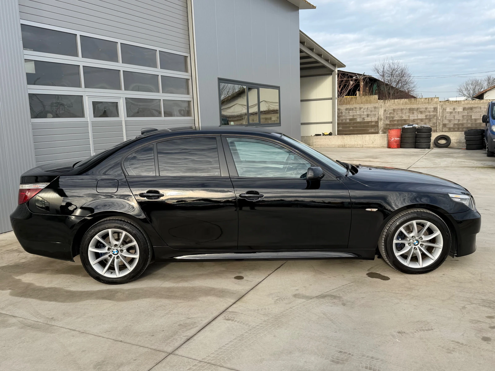 BMW 530 M-paket Ръчка Лизинг - изображение 5