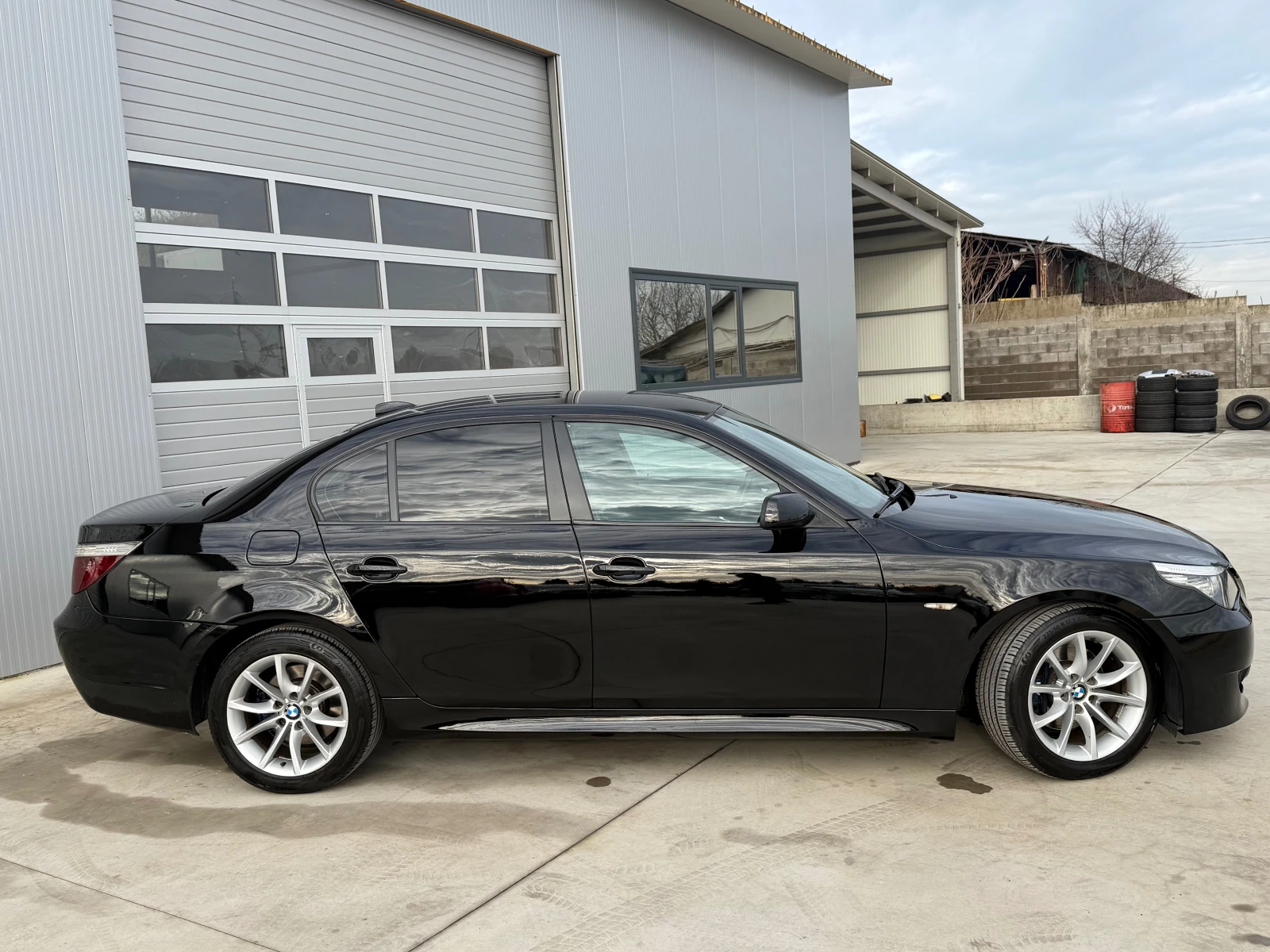 BMW 530 M-paket Ръчка Лизинг - изображение 6