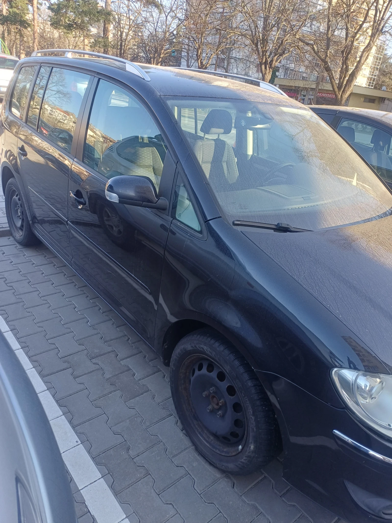 VW Touran 2.0tdi, снимка 2 - Автомобили и джипове - 53828206