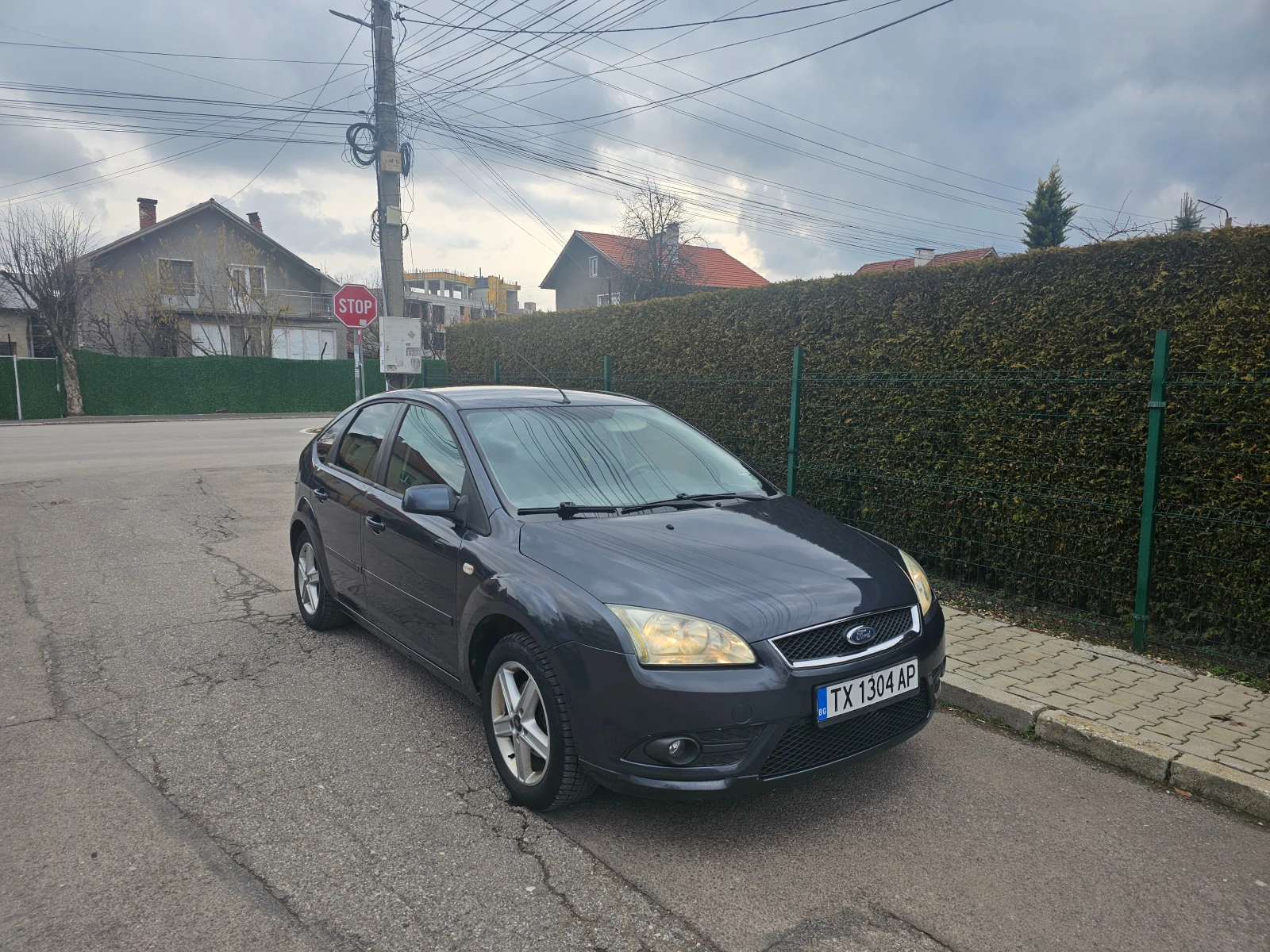 Ford Focus 1.6-Газ-инж-Гаражен, снимка 10 - Автомобили и джипове - 53904981