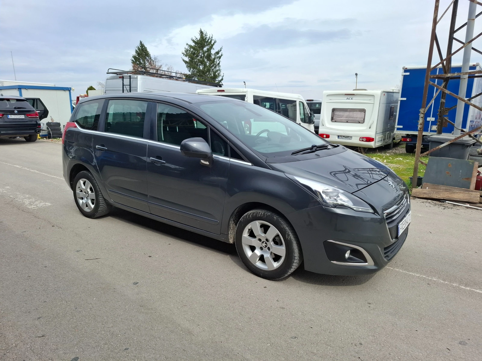 Peugeot 5008 1.6HDI Navi 7мест., снимка 2 - Автомобили и джипове - 53995970