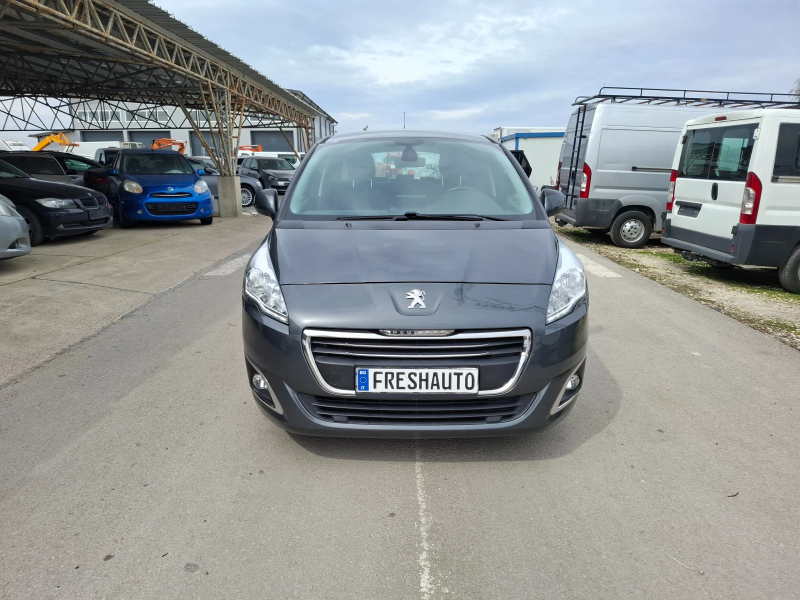 Peugeot 5008 1.6HDI Navi 7мест.