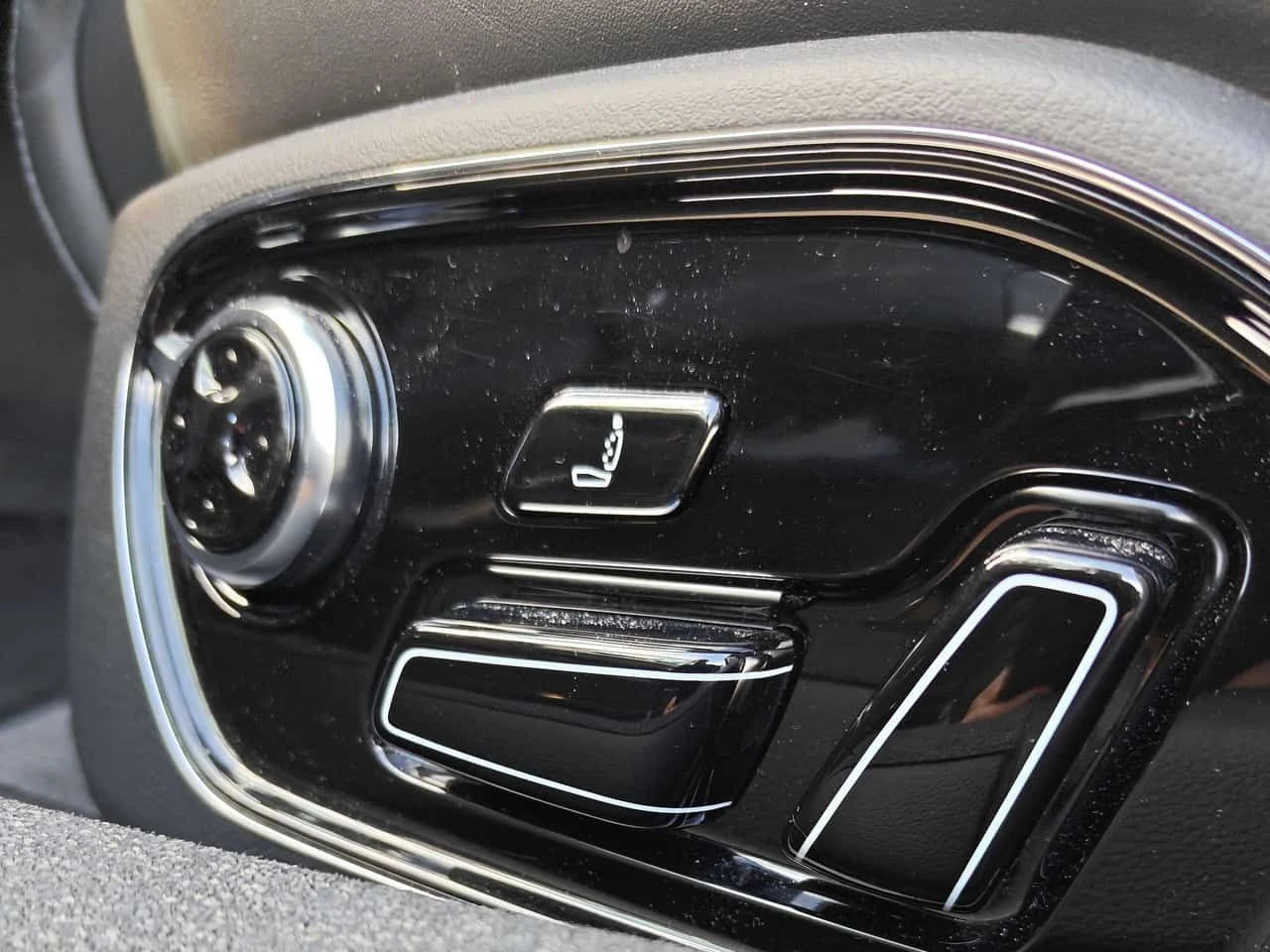 Audi S8 /DISTRONIC/360/BOSE/HUD/MATRIX | Mobile.bg � ����������� 15