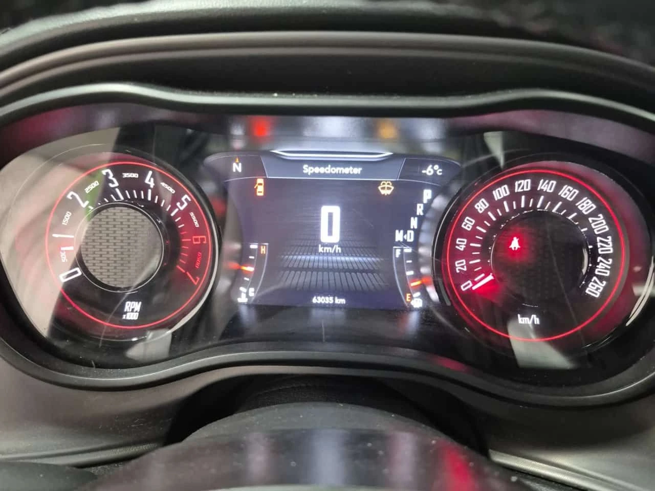 Dodge Challenger * R/T * ПОДГРЕВ НА СЕДАЛКИ И ВОЛАН* ЗАДНО* , снимка 10 - Автомобили и джипове - 54043439