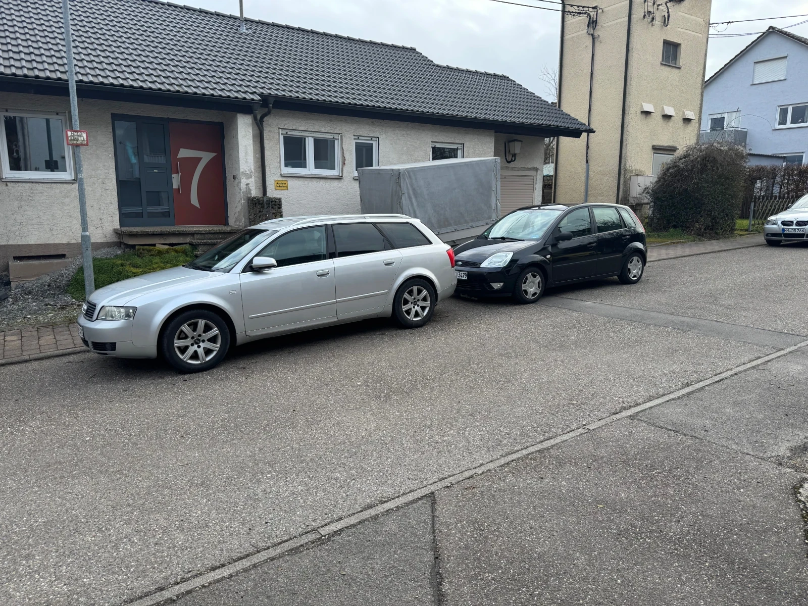 Audi A4 8E, снимка 1 - Автомобили и джипове - 54048454