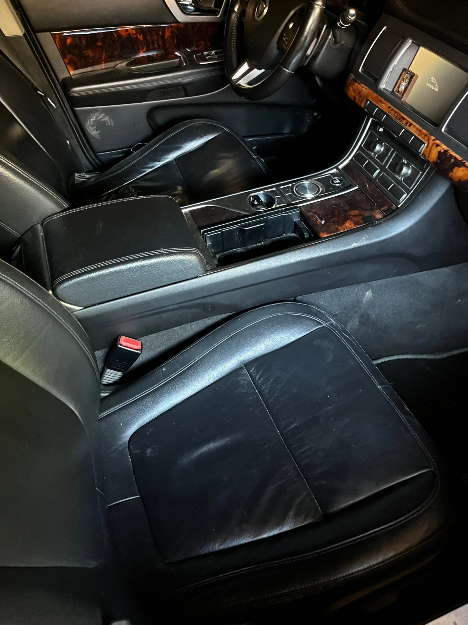 Jaguar Xf 3000 , снимка 7 - Автомобили и джипове - 54416232