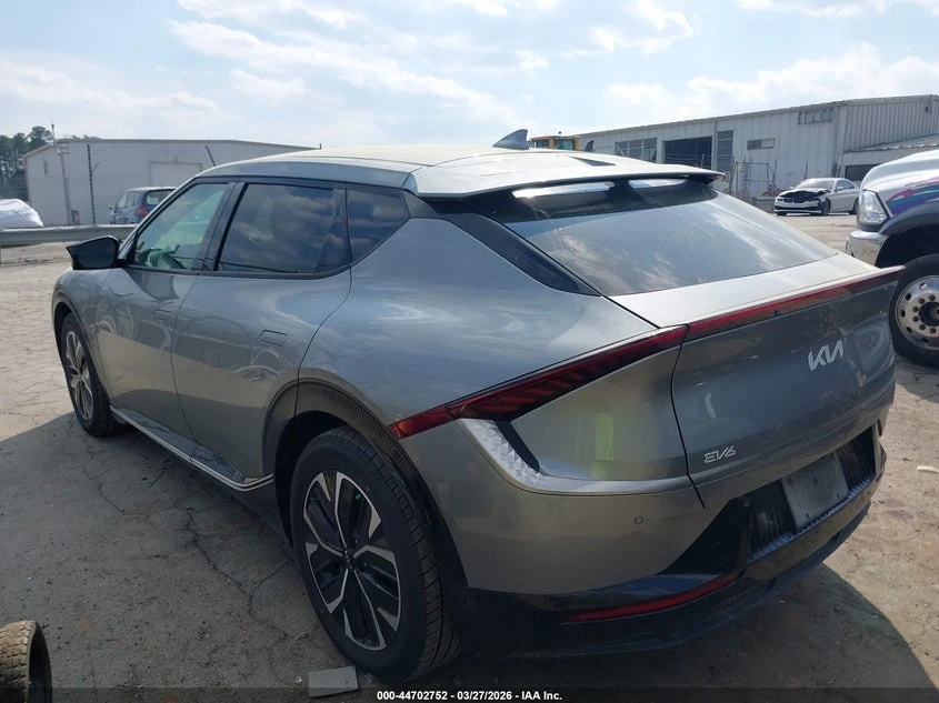 Kia EV6 Wind, снимка 3 - Автомобили и джипове - 54460425