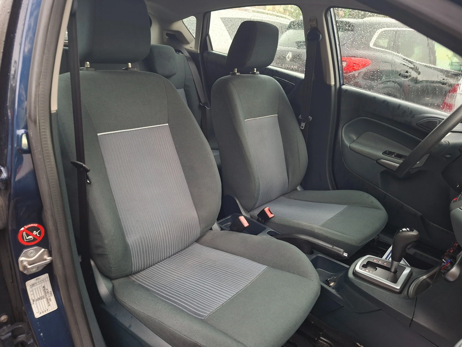 Ford Fiesta 1.4i* AUTOMATIC* TITANIUM* 36м. х 137EUR.* , снимка 13 - Автомобили и джипове - 54575687