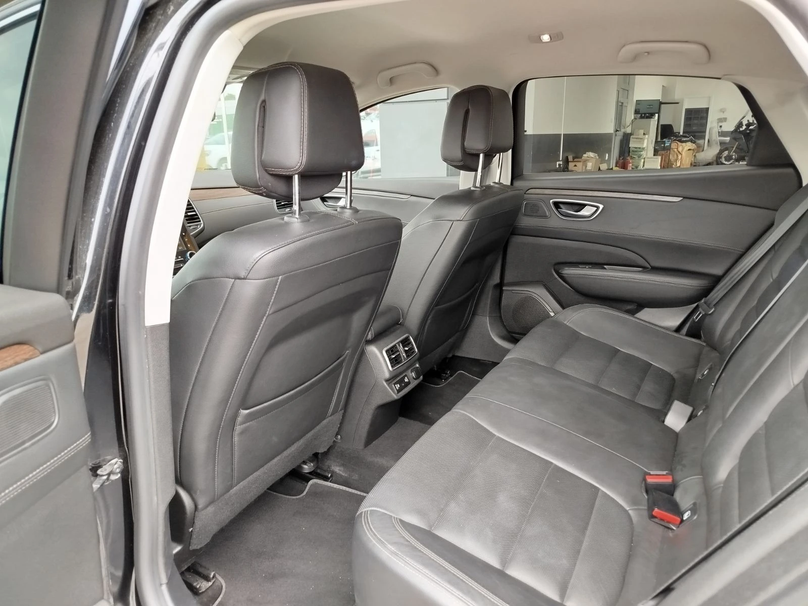 Renault Talisman 1.8 TCe 225�.�. | Mobile.bg � ����������� 14