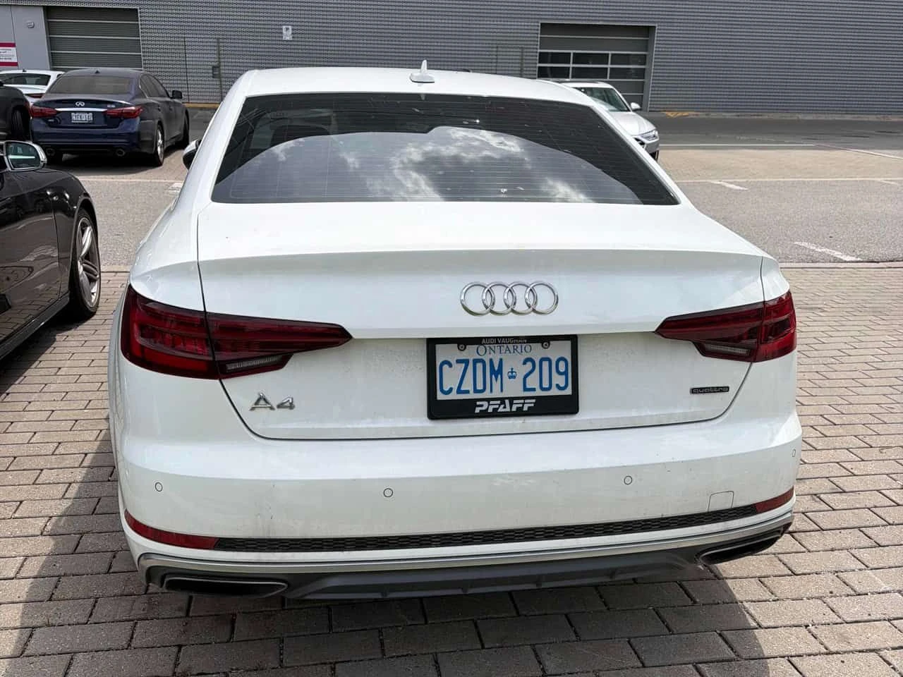 Audi A4 * Technik * CARFAX * ОПЦИЯ ЗА ФИНАНСИРАНЕ, снимка 4 - Автомобили и джипове - 55064457