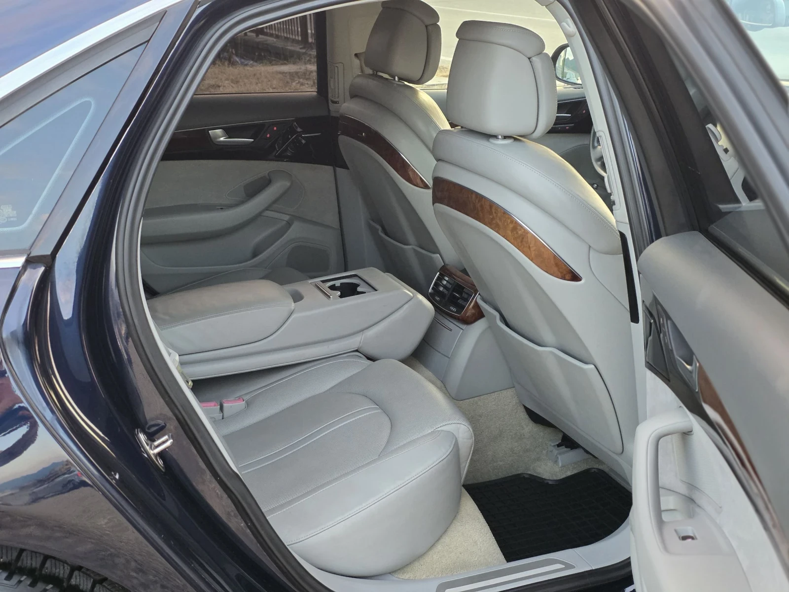 Audi A8 3.0 tdi 250 k.c Quattro Full-Pack Лизинг, снимка 11 - Автомобили и джипове - 55079744