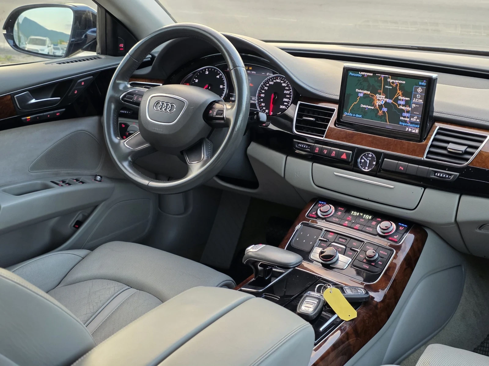 Audi A8 3.0 tdi 250 k.c Quattro Full-Pack Лизинг, снимка 13 - Автомобили и джипове - 55079744