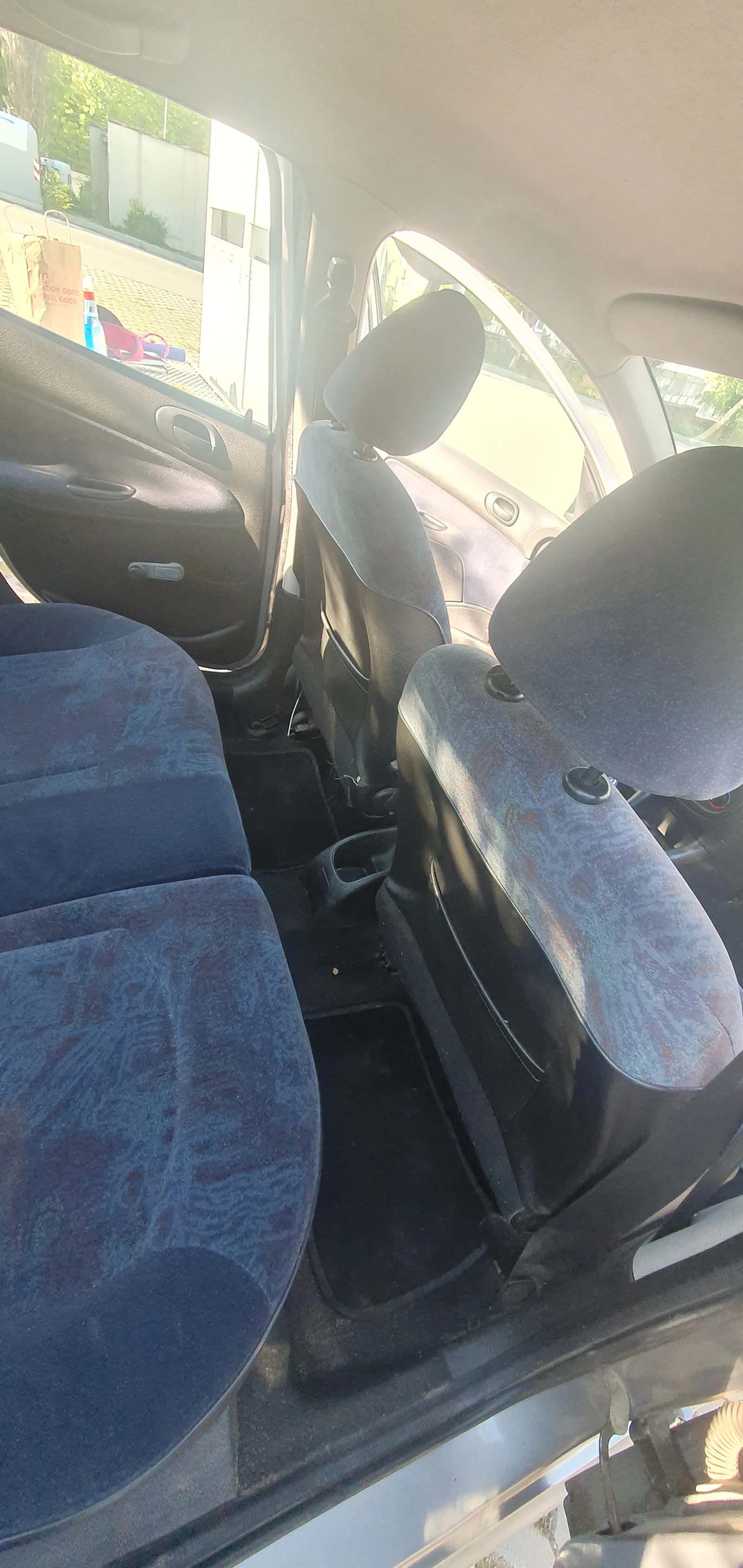Peugeot 206, снимка 8 - Автомобили и джипове - 55164180