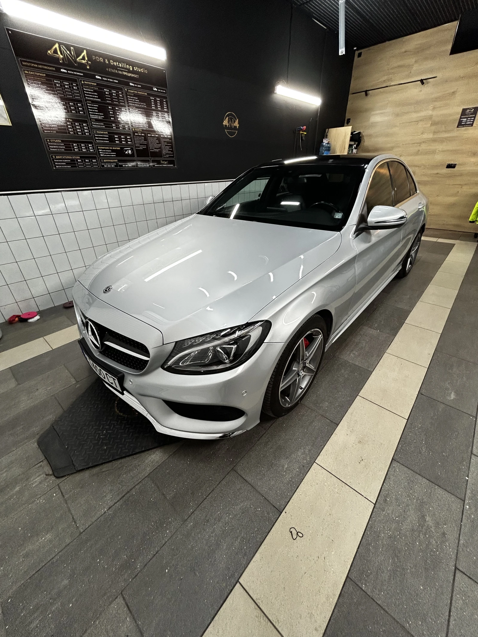 Mercedes-Benz C 180 AMG PACK